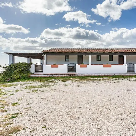 Agriturismo Comino Alto By Rentbeat シニスコーラ