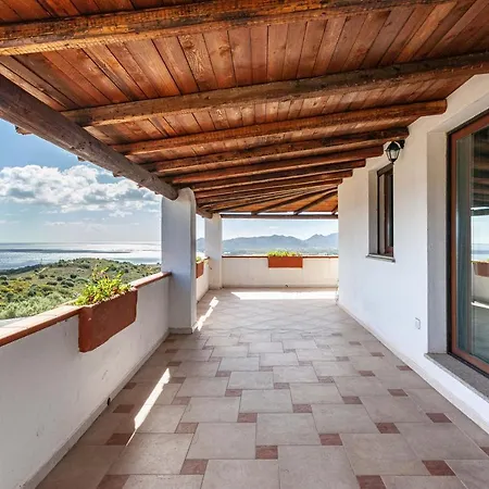 Agriturismo Comino Alto By Rentbeat 3*