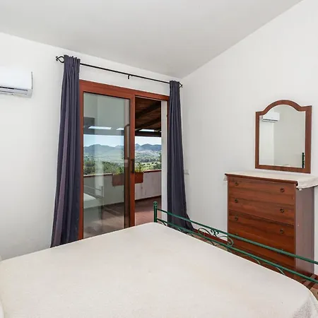 Konukevi Agriturismo Comino Alto By Rentbeat Siniscola